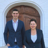 Michael Jahn (links) und Simone Riemenschneider-Blatter (rechts)